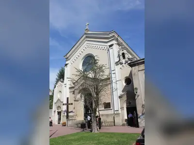 Kościół pw. Świętego Krzyża i św. Filipa Neri w Tarnowie (parafialny)