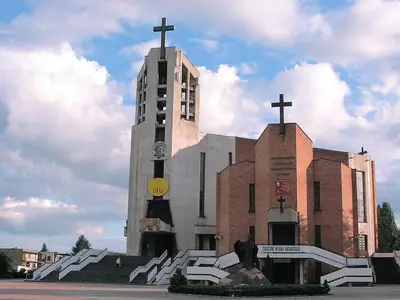 Kościół św. Maksymiliana Marii Kolbego w Pabianicach (parafialny)